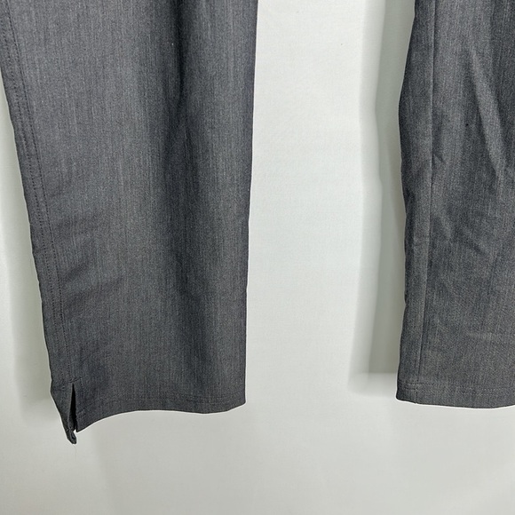 Figs Technical Collection drawstring cargo pocketed scrub pants - Picture 2 of 6